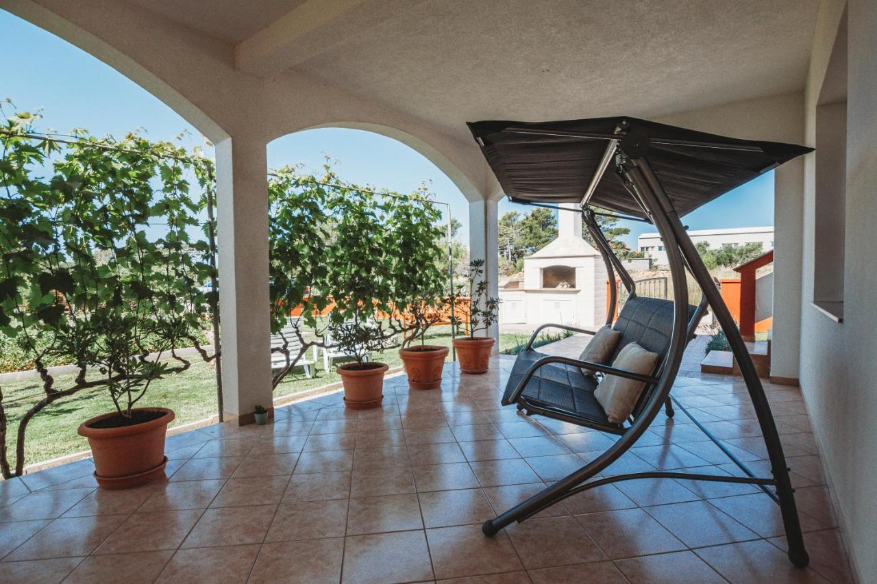 Apartman Neli Vir Exterior foto